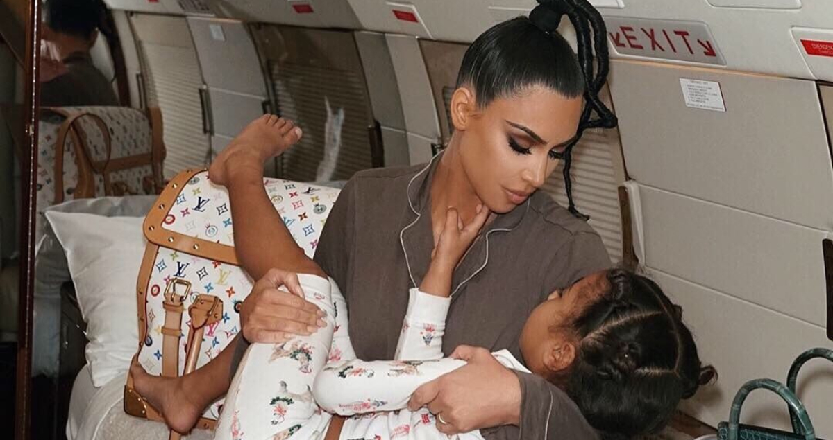 Kim Kardashian dobila je modnu nasljednicu: North nosi naočale koje svi žele